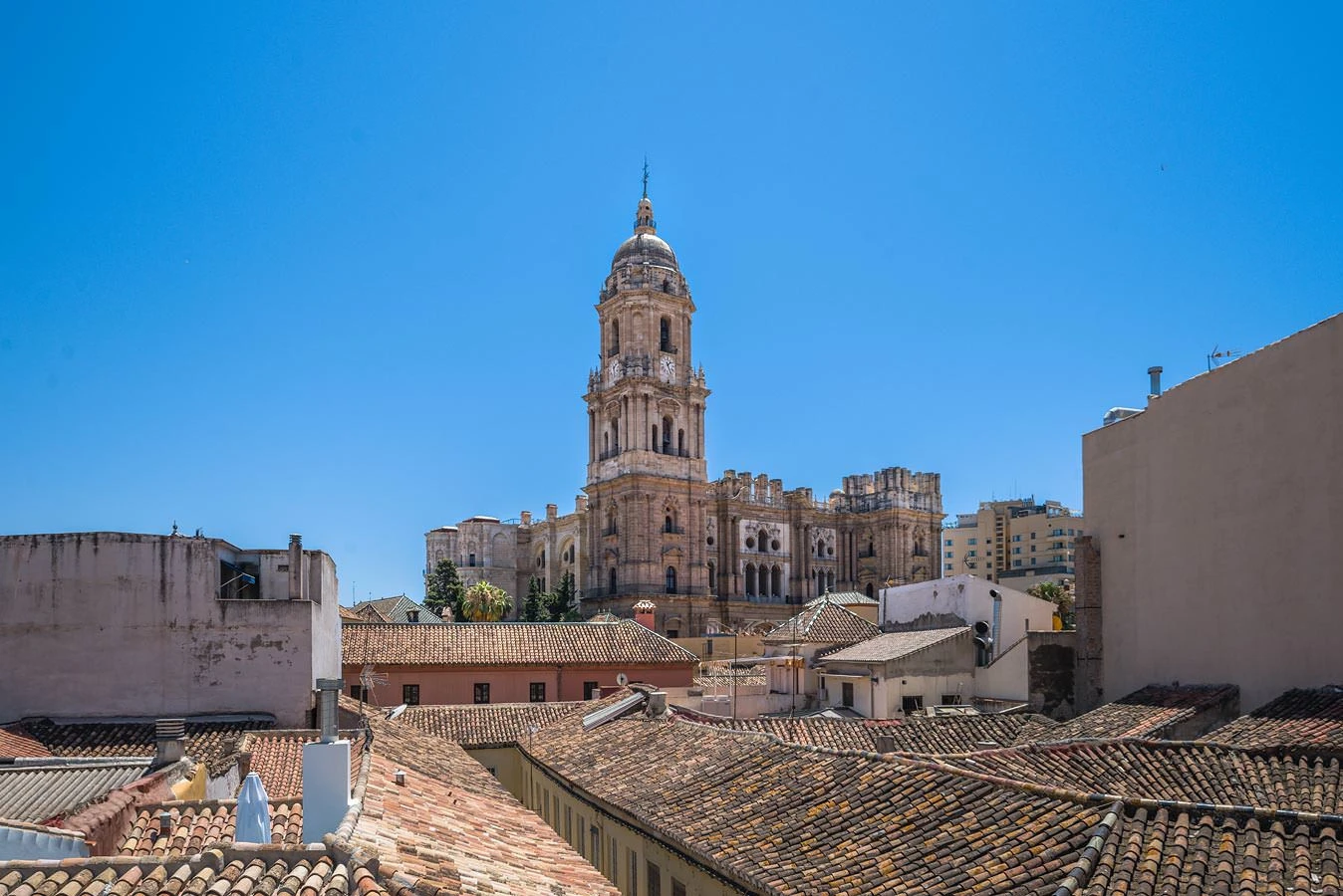 Catedral de Málaga - Empadronamiento online en Málaga - CertificadoElectronico.es