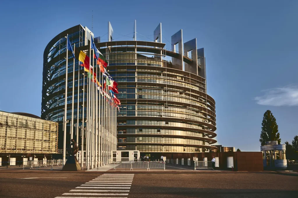 Parlamento europeo - espacio schengen - CertificadoElectronico.es